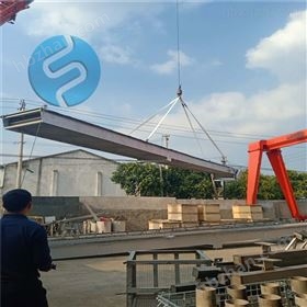 循環(huán)式齒耙格柵清污機(jī)