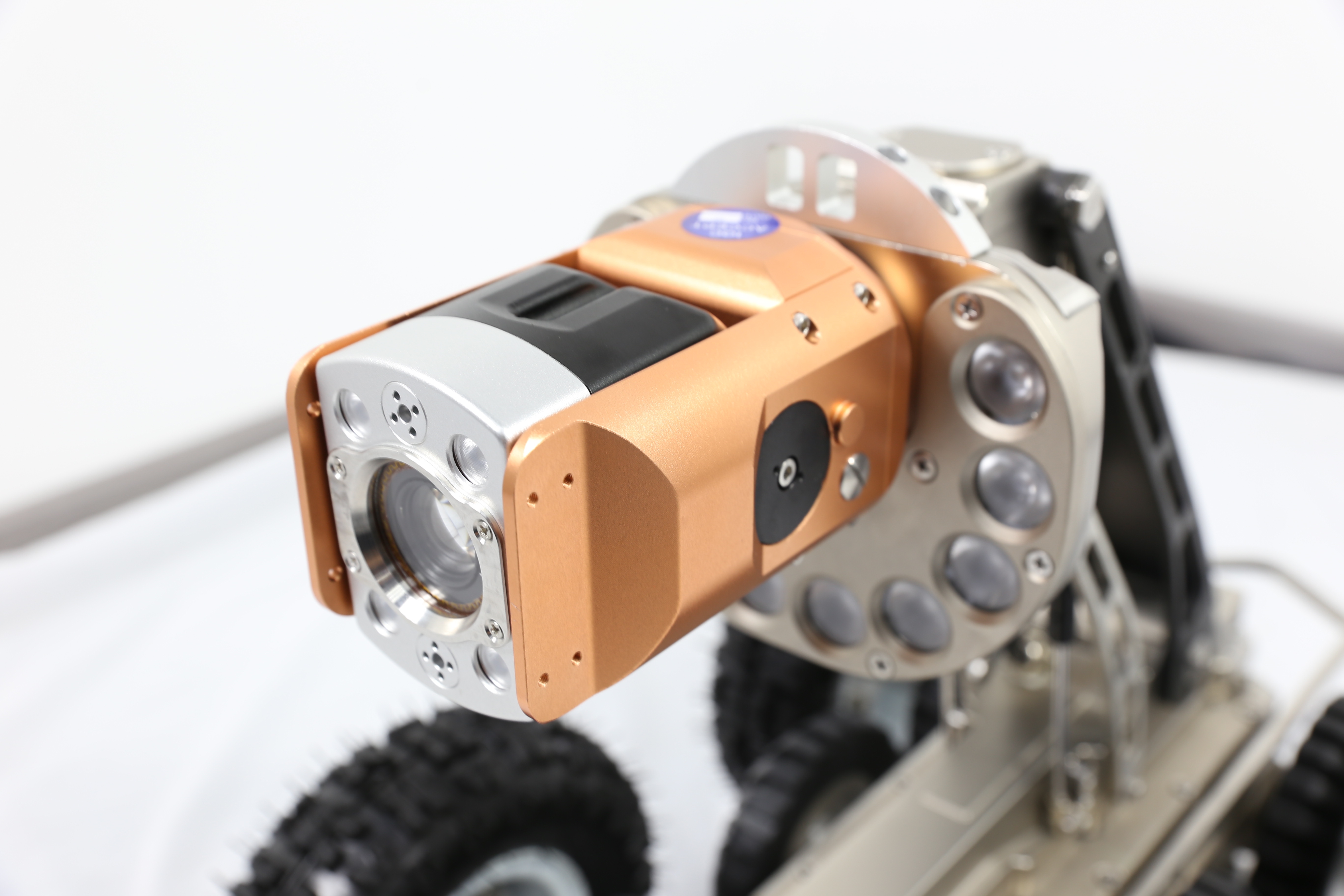 dolphin-l2 大型管网检测机器人 管道检测爬行器